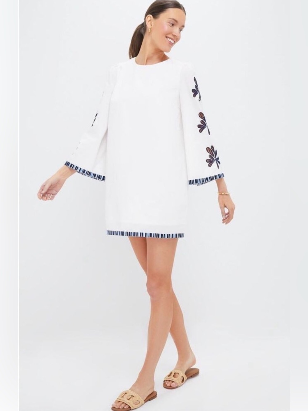 NWT HYACINTH HOUSE White & Blue Embroidery Atlantic Dress - Tuckernuck Large